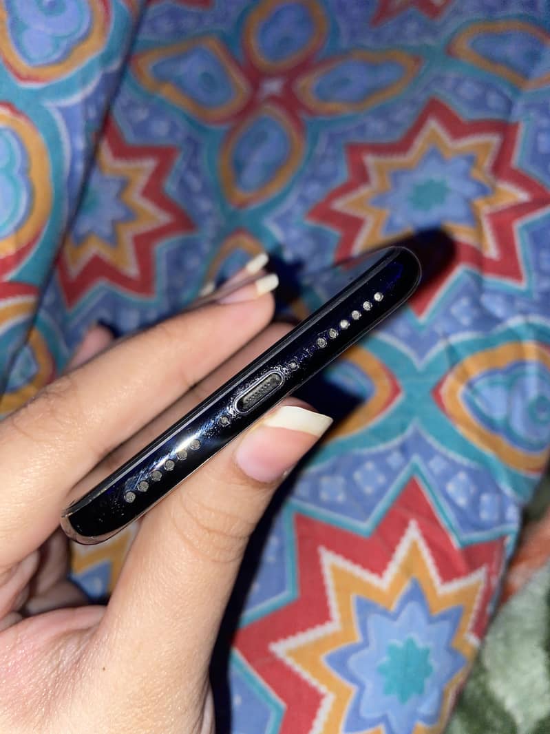 Apple iPhone X 2