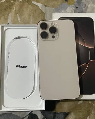 Apple iPhone 16 Pro Max
