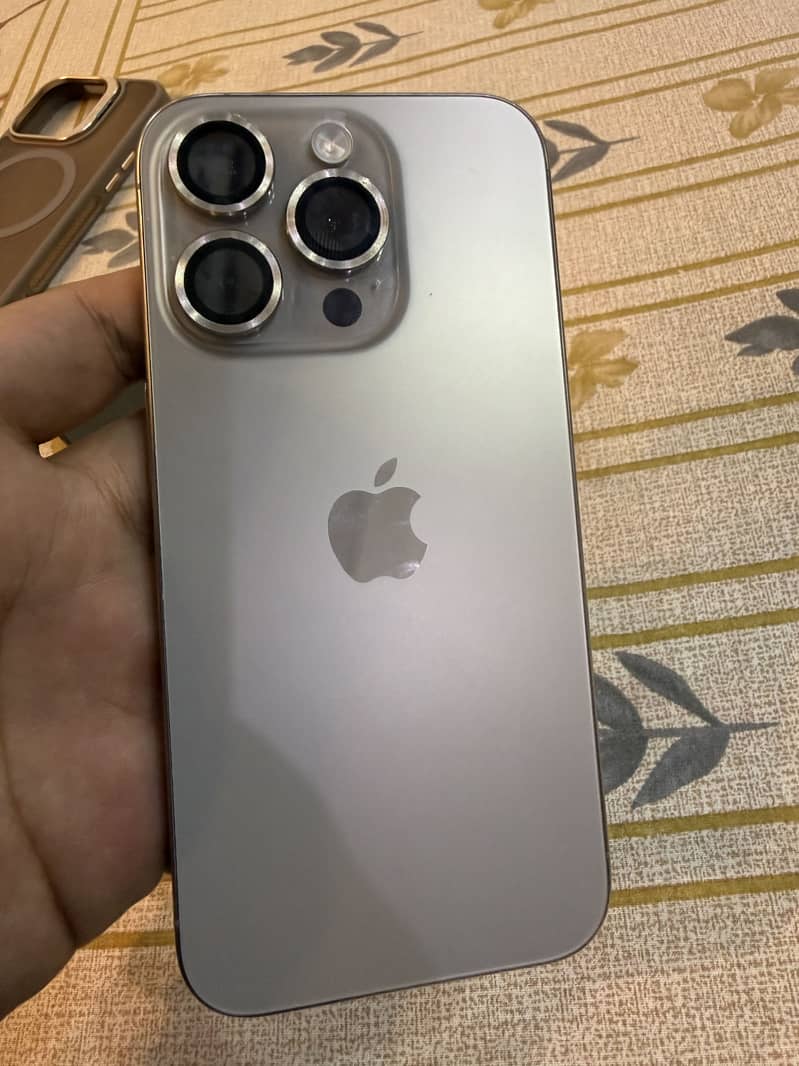 Iphone 15 pro 2