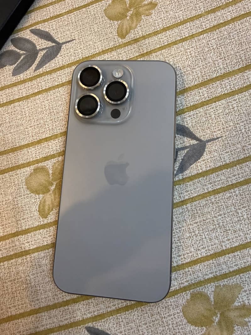 Iphone 15 pro 3