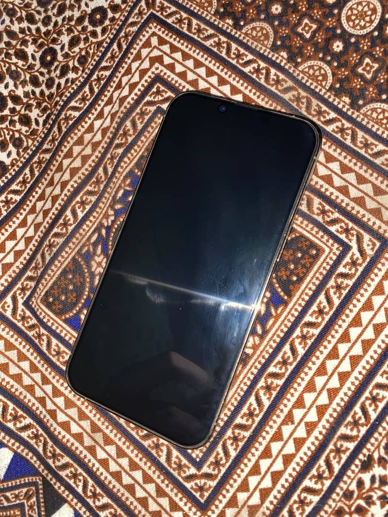 Apple iPhone 13 Pro 1