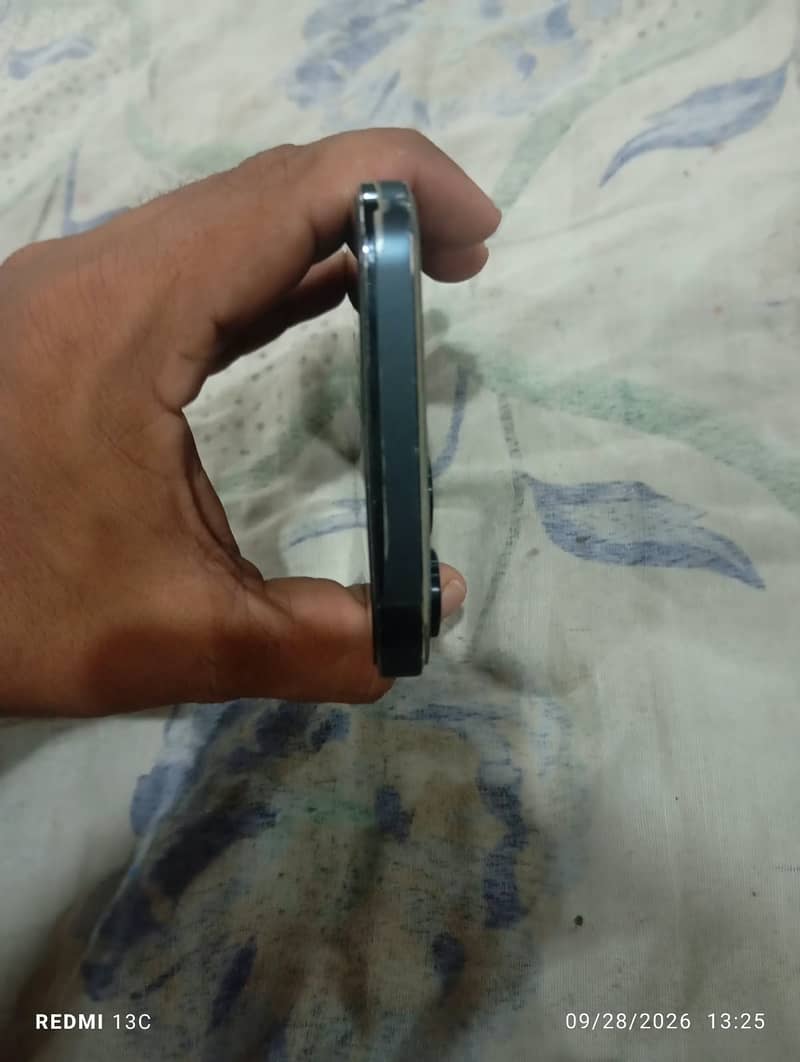Apple iPhone 12 Pro Max 4