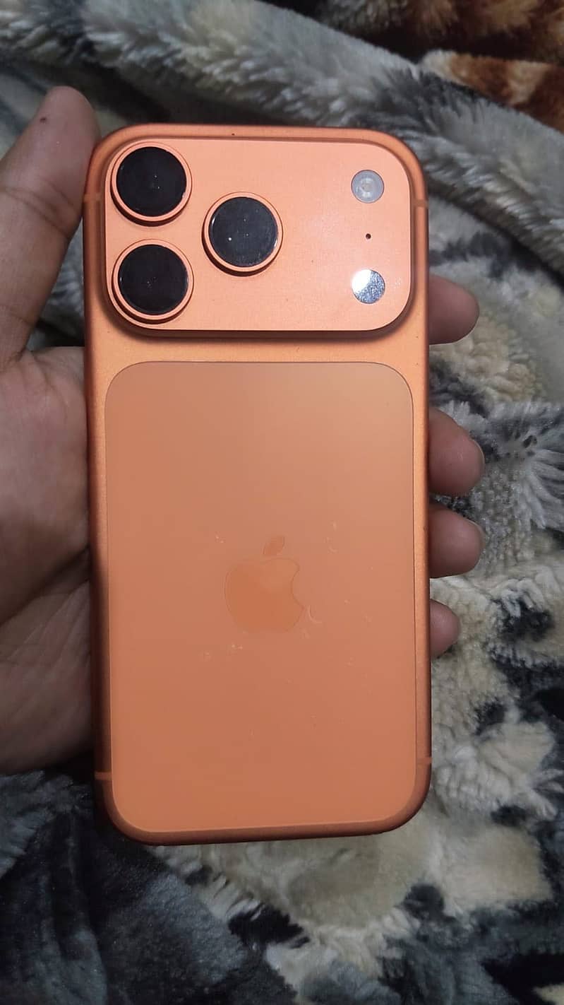Apple iPhone 17 Pro 1