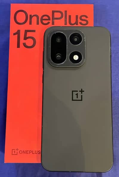 Oneplus 15 16/512 pubg king 165hz Offical PTA