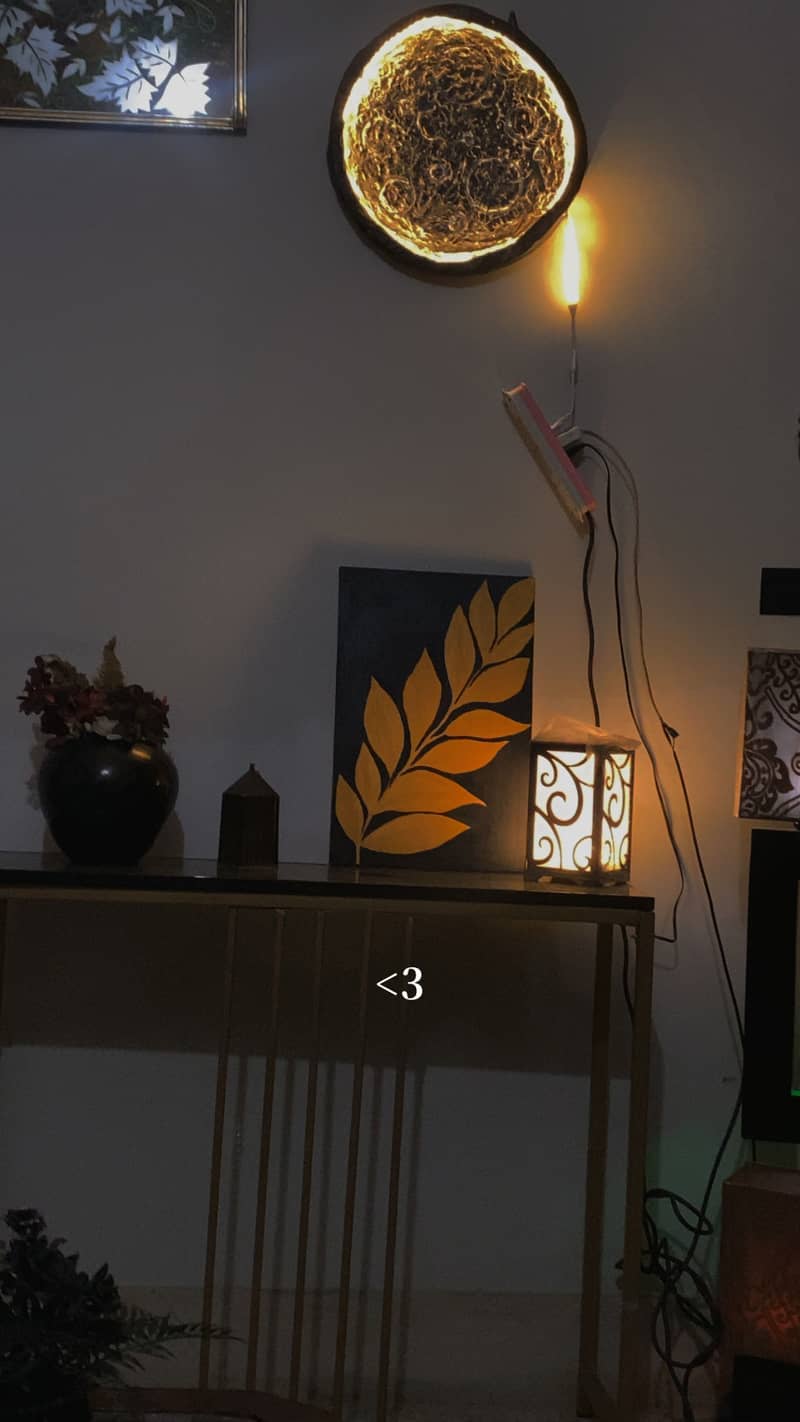 Console table 0