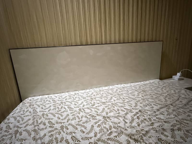 Modern and simple bed 2