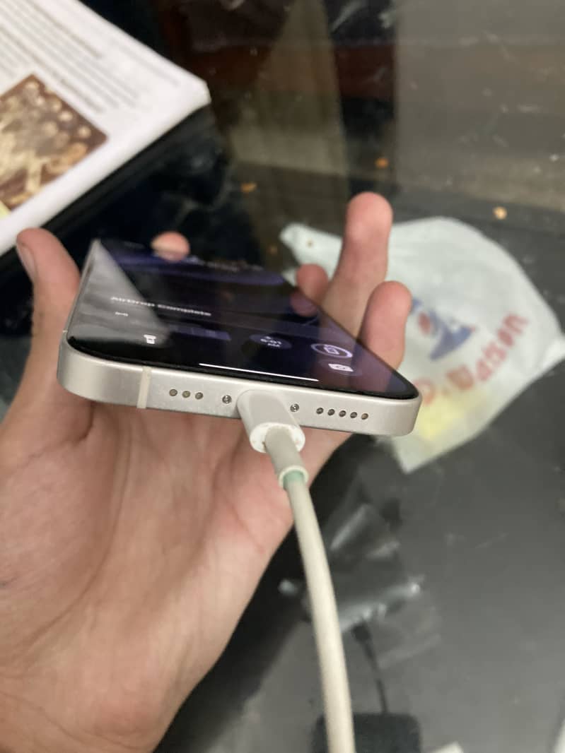 Apple iPhone 14 3