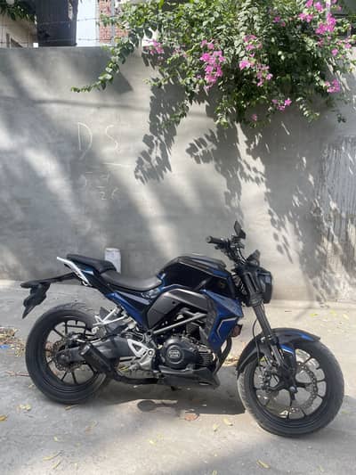 Superstar 200r extreme sports heavy bike