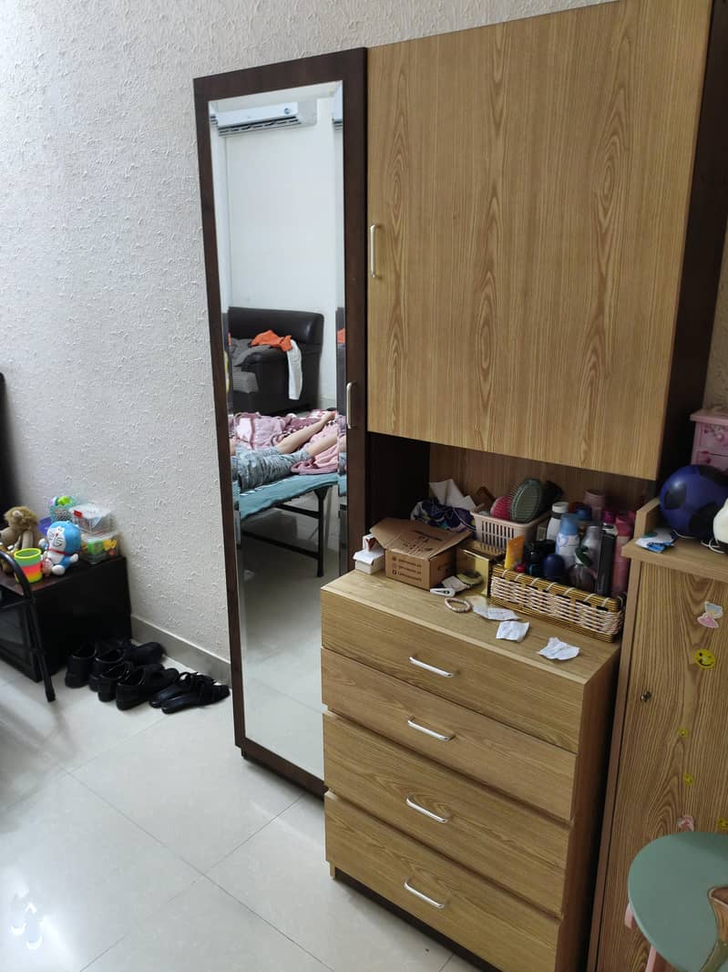 vanity with full mirror 2