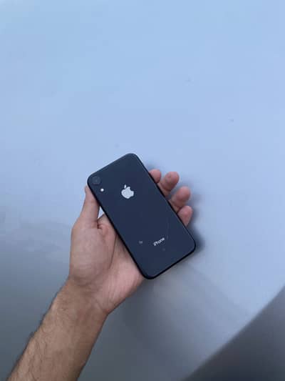 Apple iPhone XR