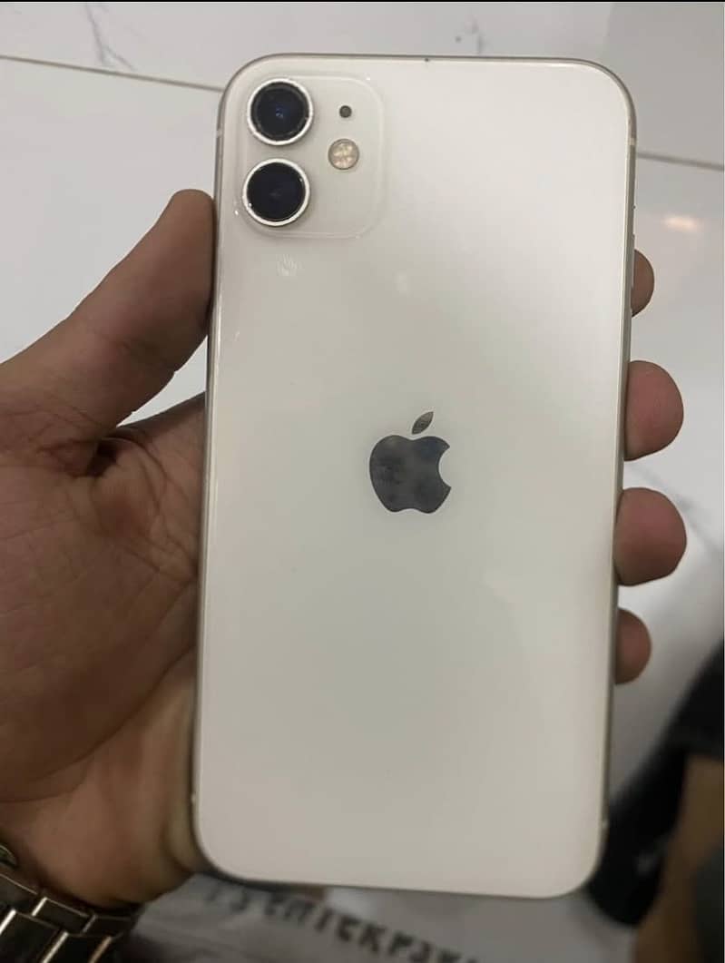 Apple iPhone 11 0