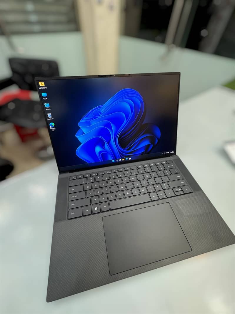 Dell Precision 5570 2