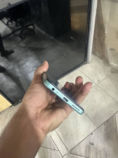 Infinix Hot 50i 8/128 only panel change