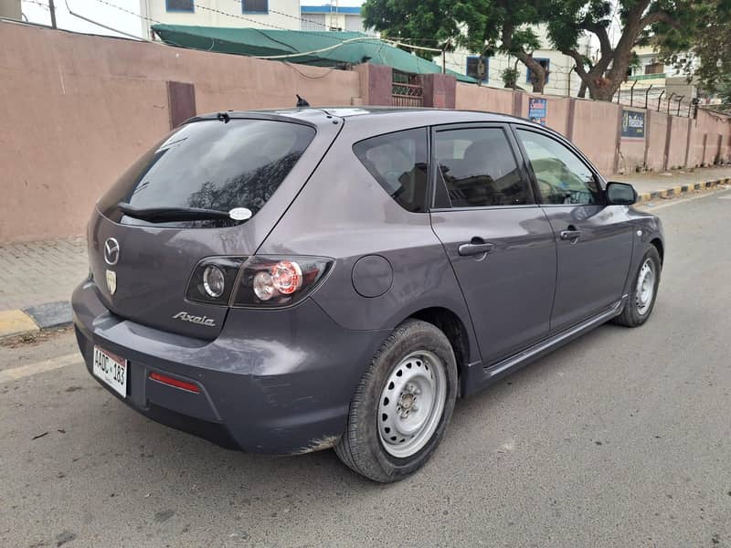 Mazda Axela 5