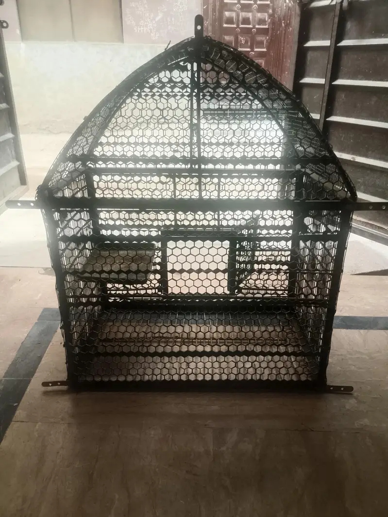 parrot cage — photo 2