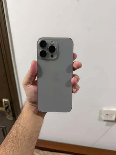 15 pro max non factory unlock 256 gb with box