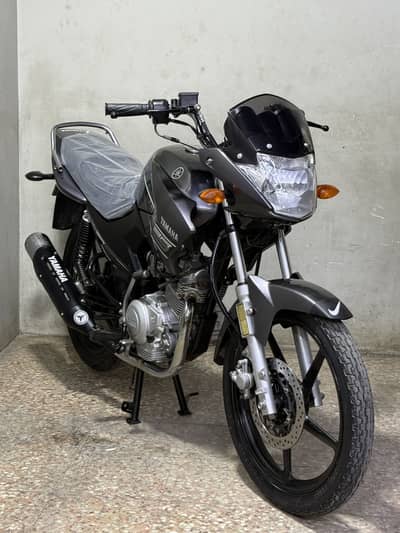 Yamaha ybr125cc 2016 model ( japniess model )