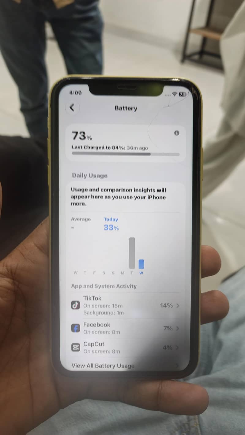Apple iPhone 11 4