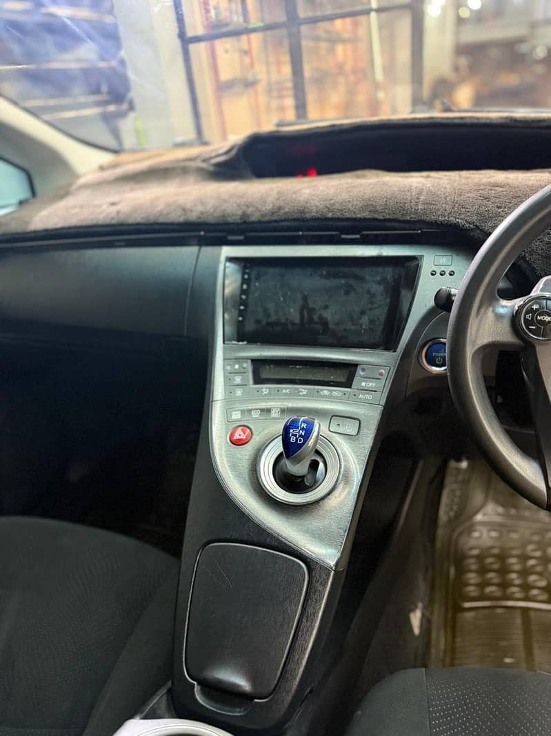 prius 2014 5