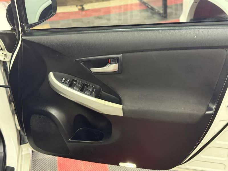 prius 2014 10
