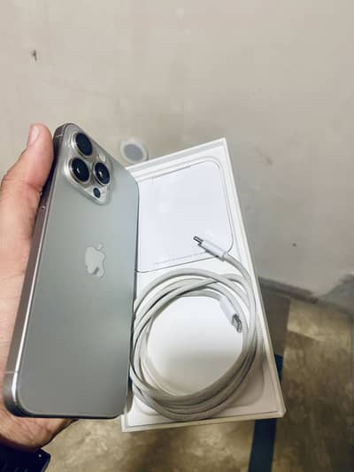 Apple iPhone 15 Pro Max