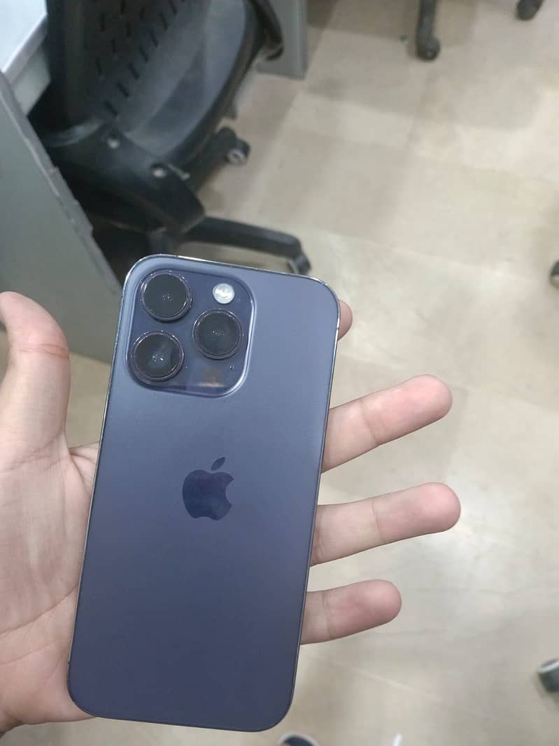 Apple iPhone 14 Pro 3