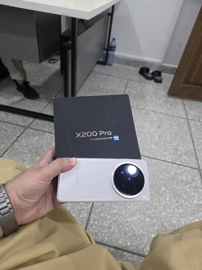 Vivo x200 Pro