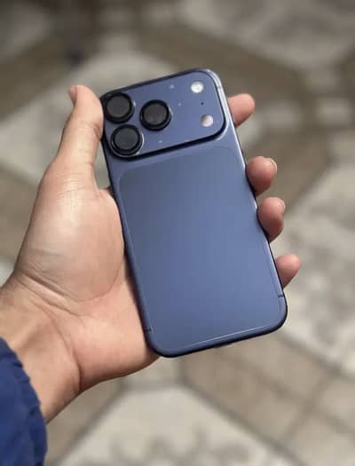 iPhone 17 Pro (Factory unlocked)