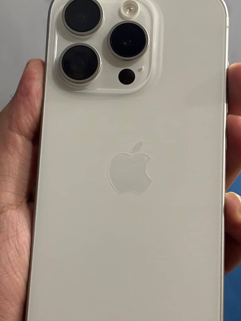 Apple iPhone 15 Pro 5