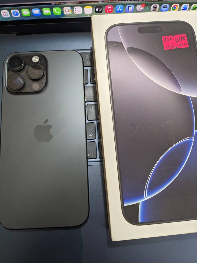 Apple iPhone 16 Pro Max 1