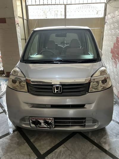 Honda Life 2011