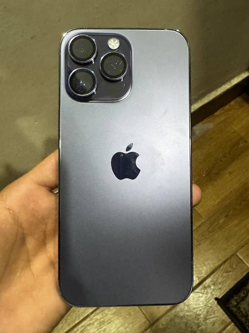 Apple iPhone 14 Pro Max 8
