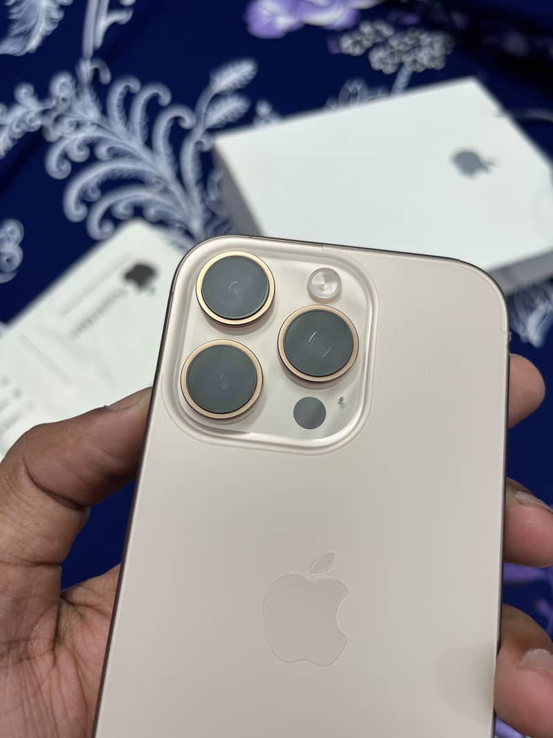 Iphone 16 pro 0