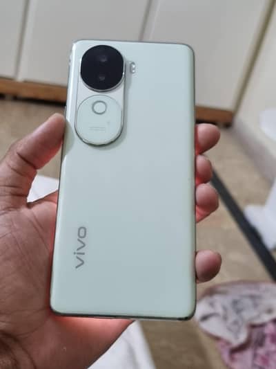 Vivo V40e 8-256  5G