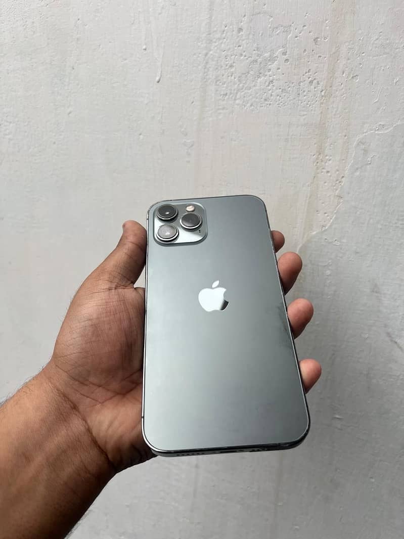 Apple iPhone 12 Pro Max 1