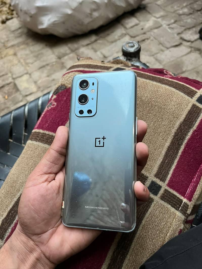 One Plus 9 Pro 0
