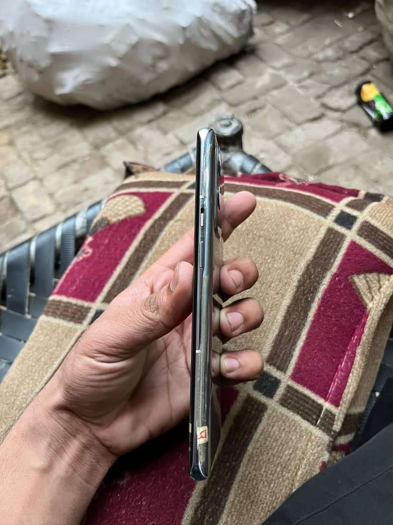 One Plus 9 Pro 1