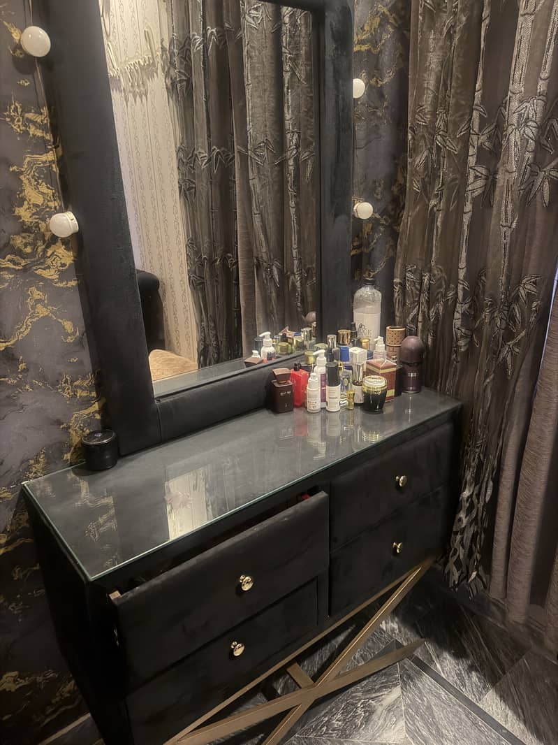 Bed side tables and dressing table 1