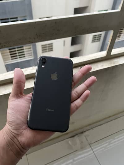 Apple iPhone XR 64gb 9/10