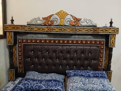 King Bed +2 Showcase pure Sheesham 10/10 Niazi Town Rawalpindi