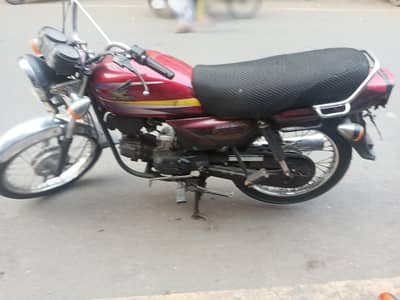 Honda 100 cc model 20 0/3///3//9//4///0///8//0//8//8//8/)