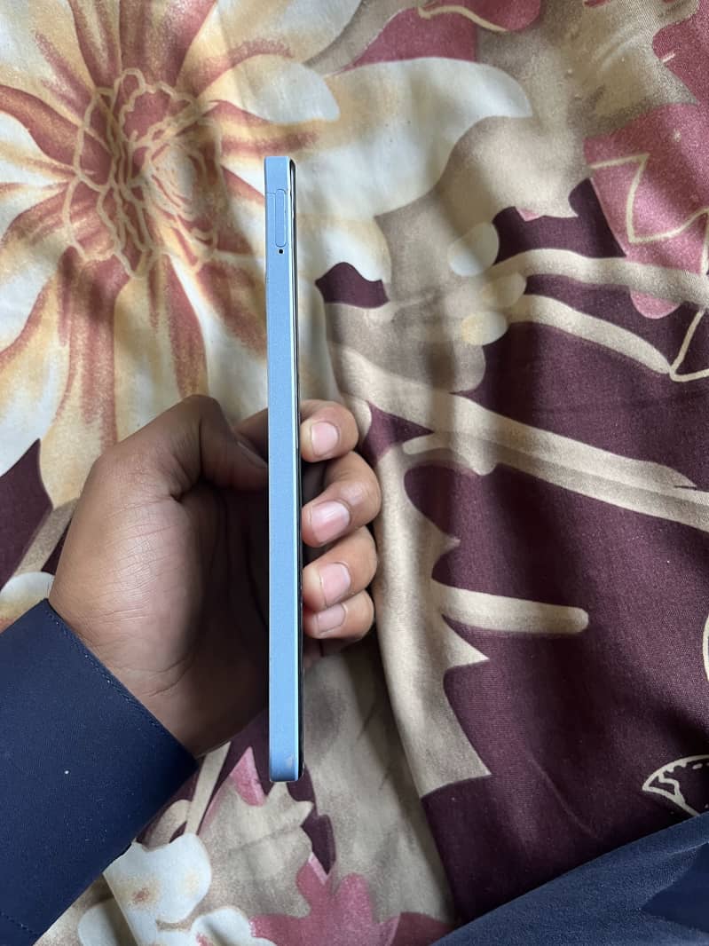 Realme Note 50 with box 1
