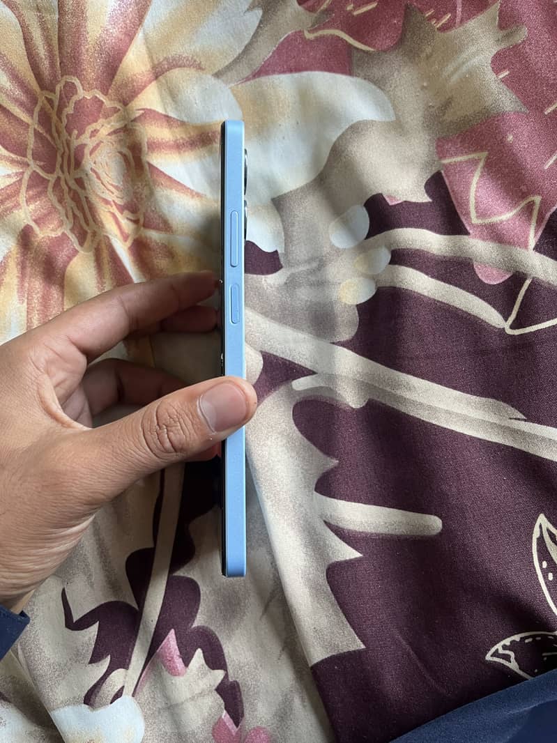 Realme Note 50 with box 2