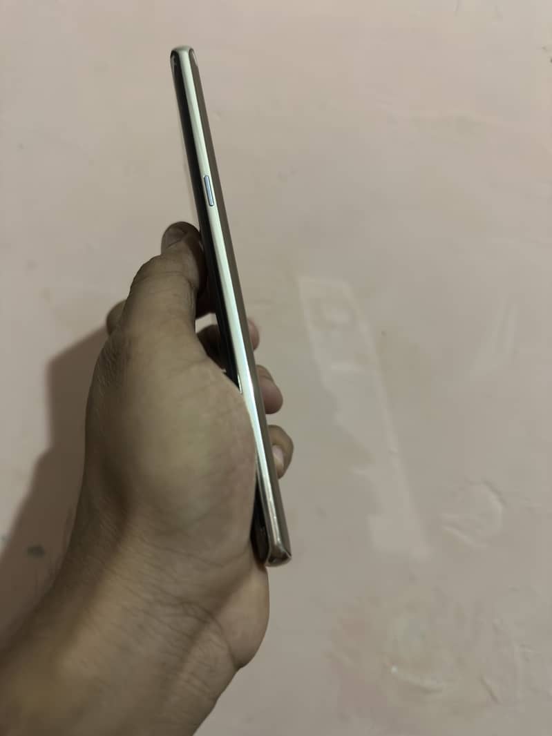 Samsung Note 8 4