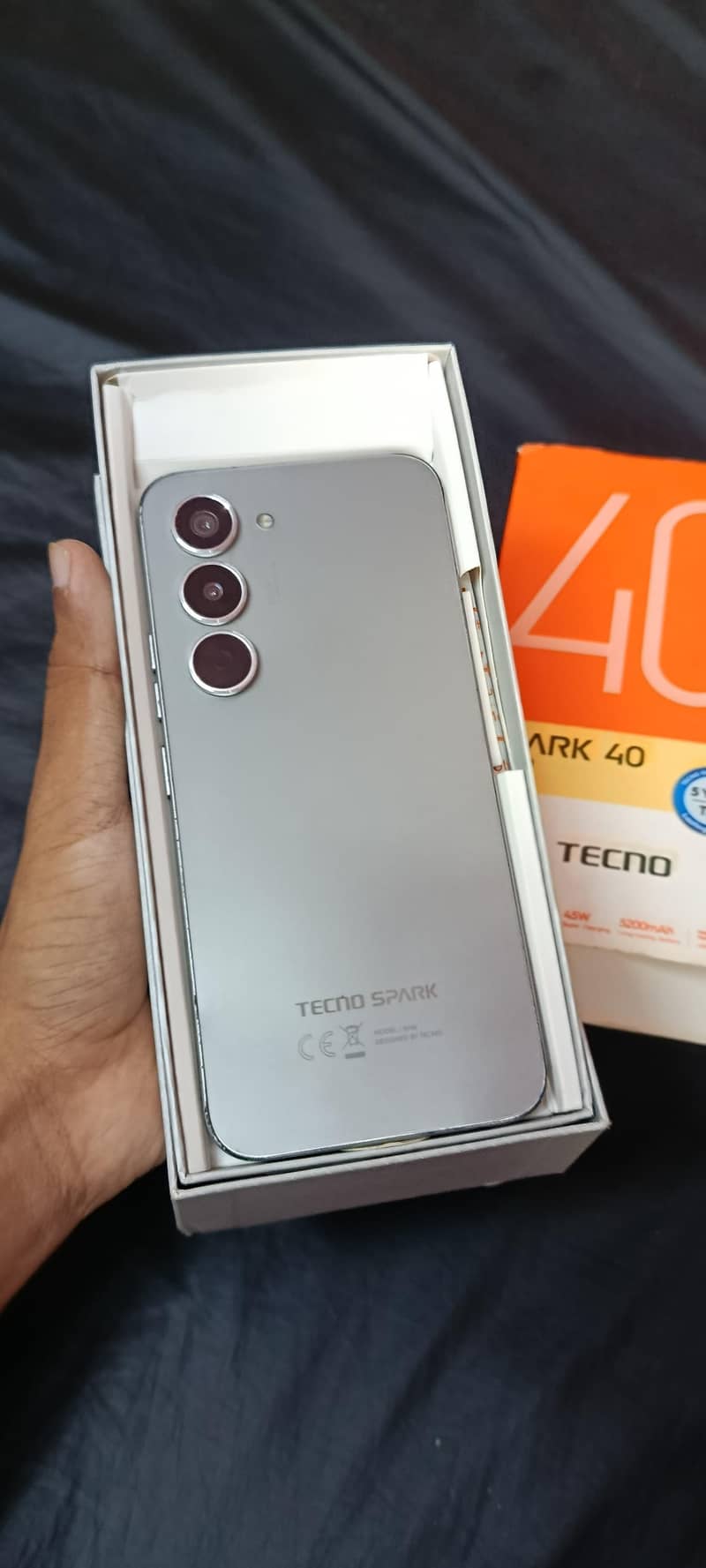 Tecno Spark 40 Pro 0