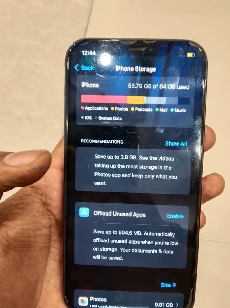 Apple iPhone 12 1