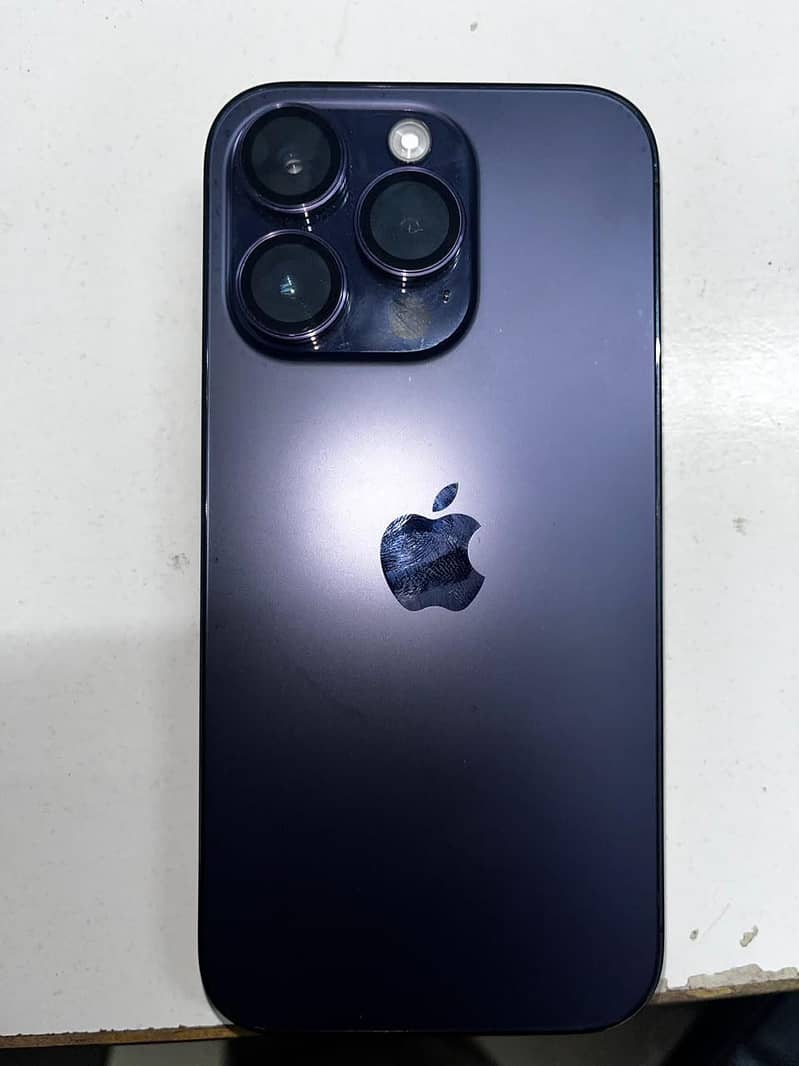 Apple iPhone 14 Pro 1