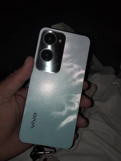 Vivo Y18