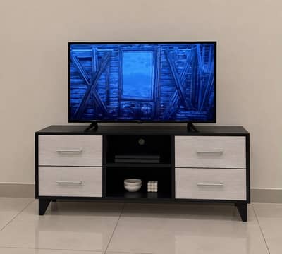 Modern LCD/TV Rack