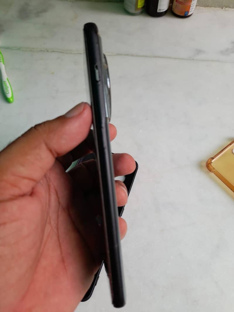 One Plus 11 4